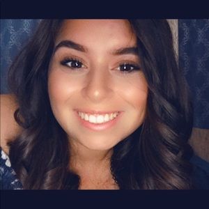 Meet your Posher, Arianna